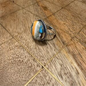 925 Plated Spiny Oyster Ring Size 7